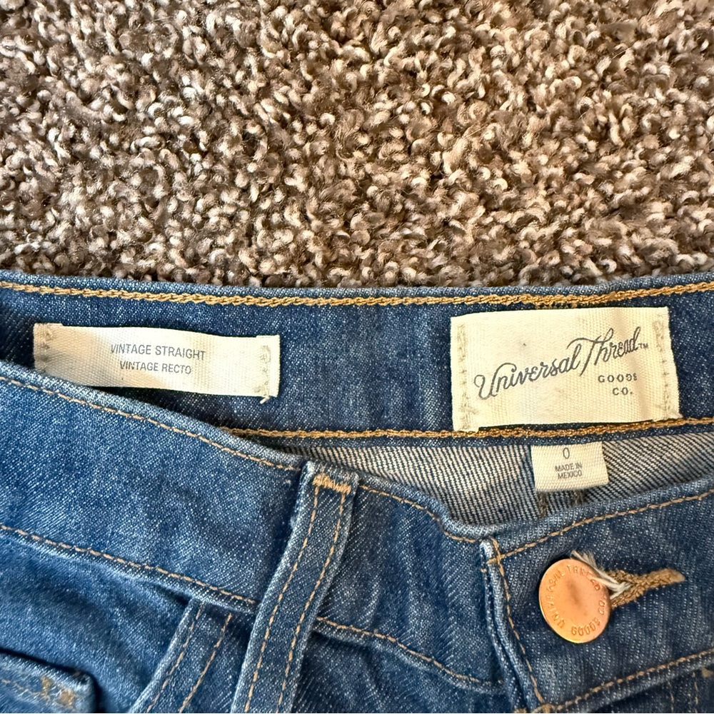 Universal Thread Jeans - Picture 2 of 5